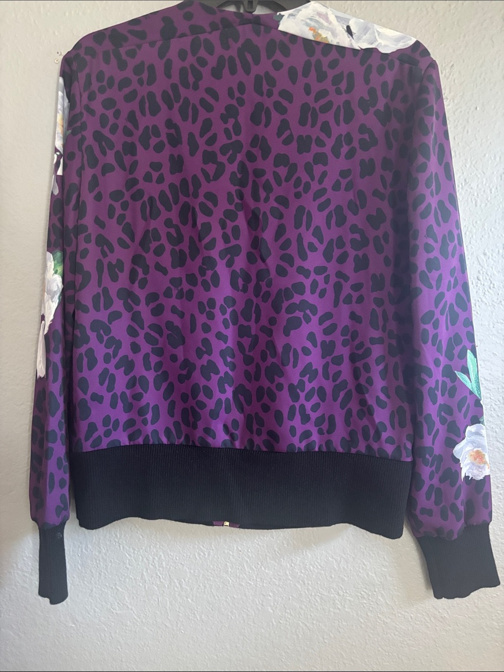 Ted Baker - Picture 4 of 6